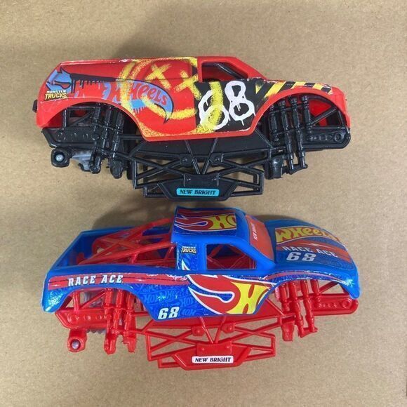 New Bright Monster Truck‎ Hot Wheels Covers Lot Kids Toy Trucks Ramp Blue Red - Picture 3 of 14